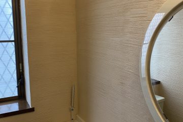 神奈川県川崎市のトイレにハイブリット珪藻土施工しました。